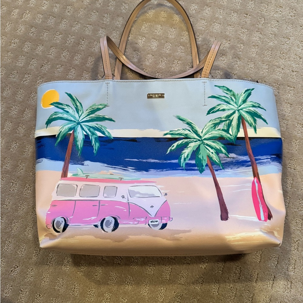 Kate Spade New York California Dreaming Hallie tote with a beach scene